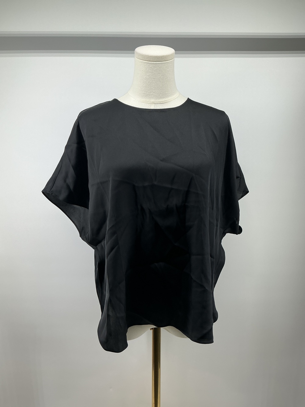 Washable Stretch Silk Split Hem Tee